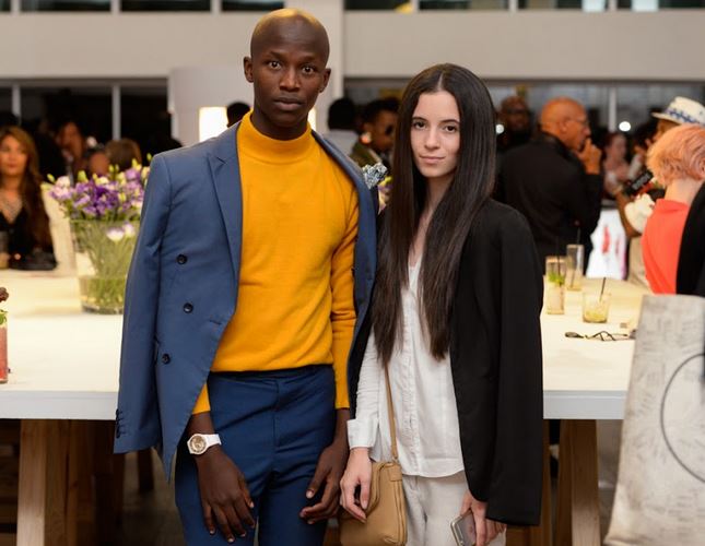 safashionweek's tweet photo. Find yourself someone who understands your love for fashion as much as we do! #TrueStory #SAFW #AW18 @SandtonCity https://t.co/XursW0xYk9