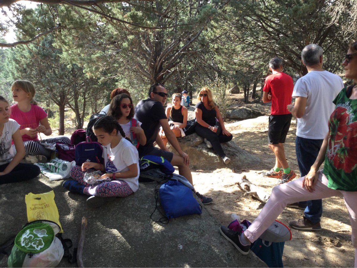 ColegioJABY's tweet photo. Fourth day of the Erasmus+ mobility "Teaching and Learning through iPads/tablets". #ErasmusDays #esrasmusplus https://t.co/iaitPXwezk
