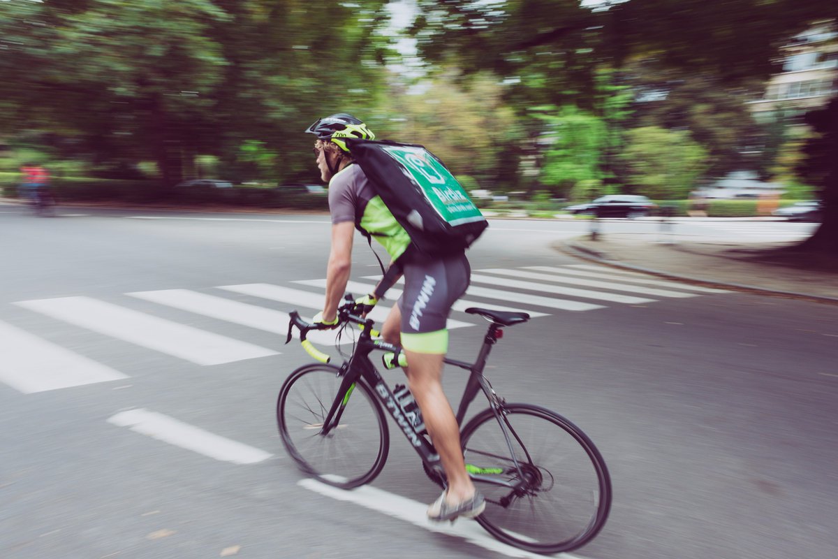 BirdizFr's tweet photo. @BirdizFr sera présent au salon @AUTONOMY Jeudi et Vendredi !
Venez nous rencontrer !
#lastmiles #mobilitéurbaine https://t.co/IpqpDqGBGw