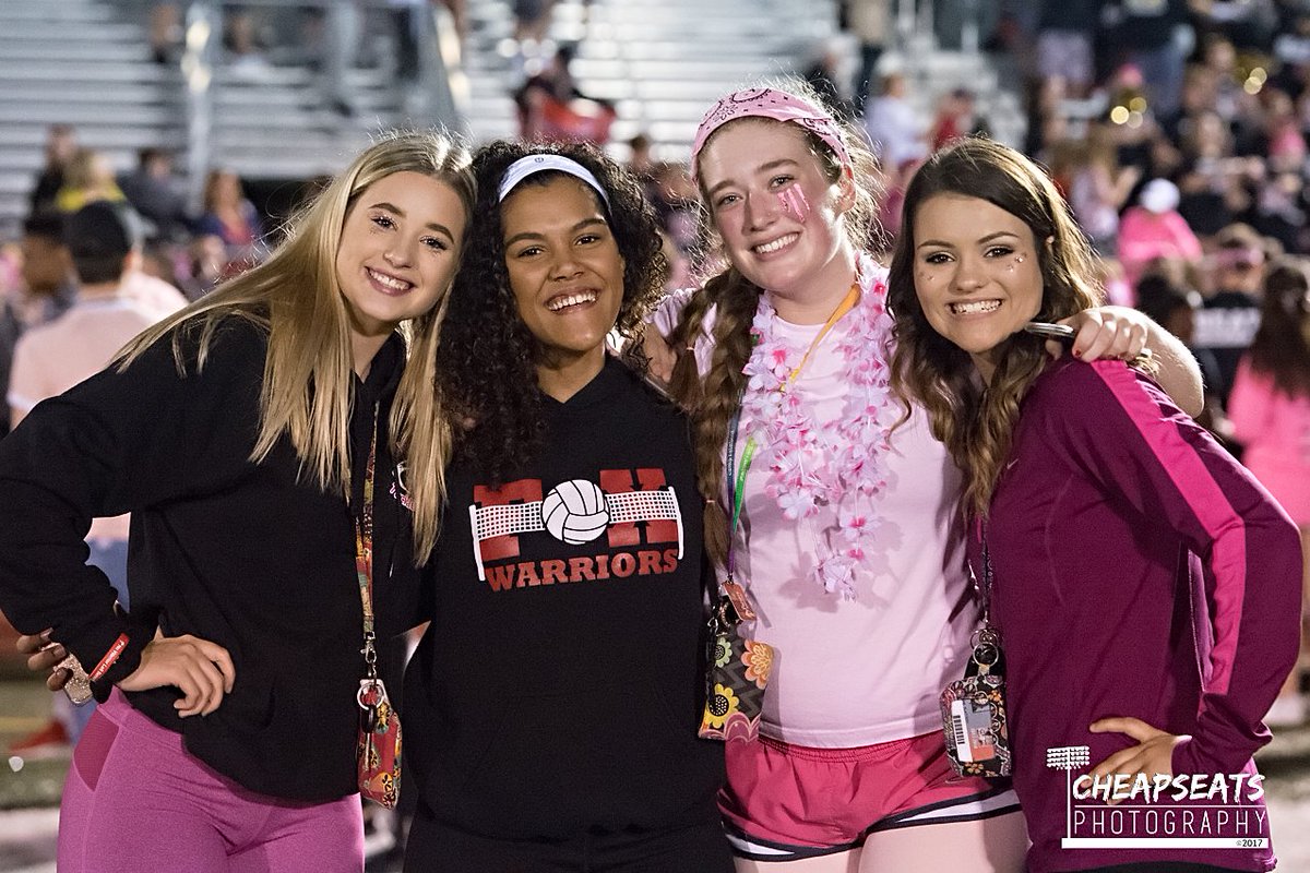 CheapSeatsPhoto's tweet photo. #PostGameFun @fox_warrior @FoxAthletics @FHSWarriorPride @_fhsdrumline @LynnKayta @lilly_pribishhh https://t.co/jJqvzfTG7p
