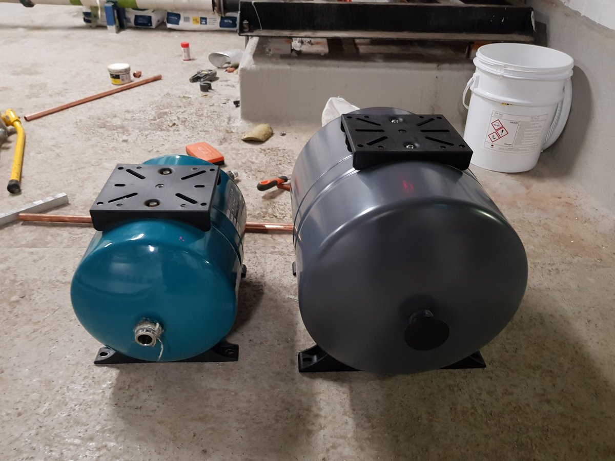SmallsPlumbing's tweet photo. In the city this morning relocating and replacing drinking water booster set expansion vessels. #smalls #grundfos https://t.co/hW3HBcxdYm