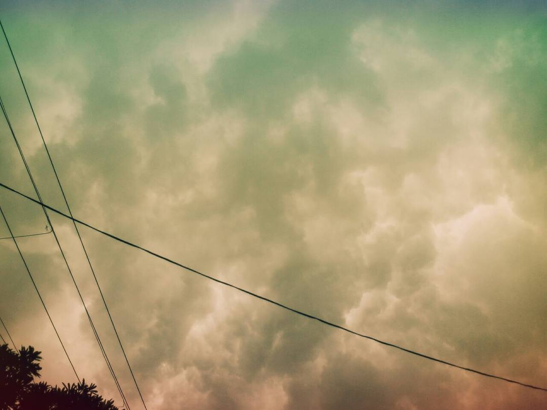 DeepRajMishra17's tweet photo. Weather Colours Are About Arrive!
#WeatherLove #ExtraEdits #DeepClick📷 🌩🌨🌧🌫 https://t.co/s9lIK5e4ZD