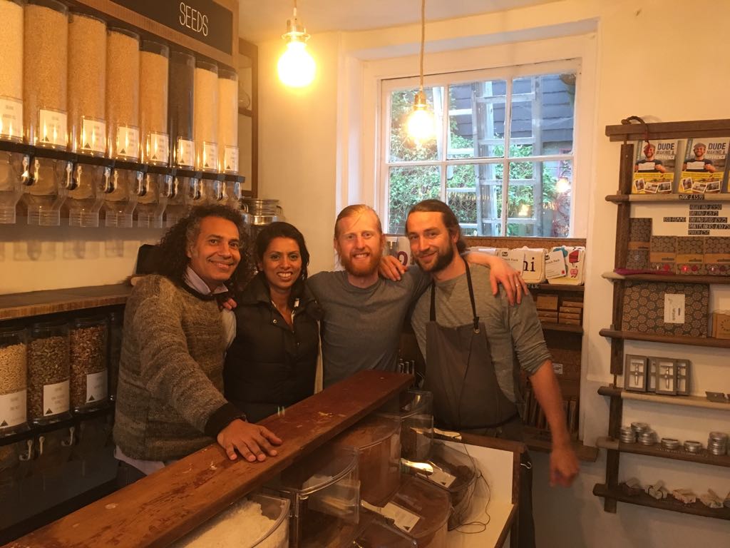 cloudforester's tweet photo. Best peanut butter ever for breakfast from @EarthFoodLove in Totnes https://t.co/QCyKf3BdBE @ethichic https://t.co/PmFdYR1ul4