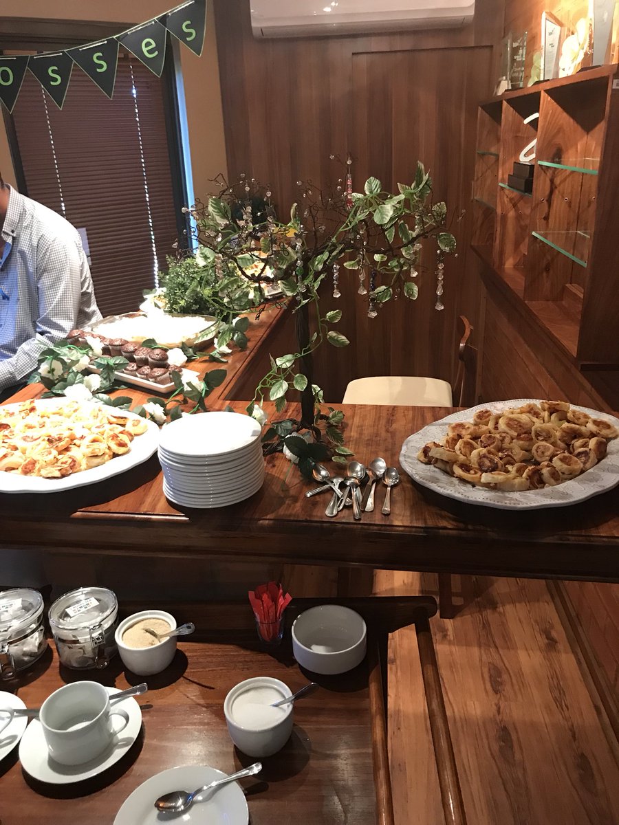 MorneGSwanepoel's tweet photo. Thank you #Acctechzanians at #acctechsystems for great Bosses day treats. Lekker by @AccTechSystems https://t.co/2yL4YpwNjU