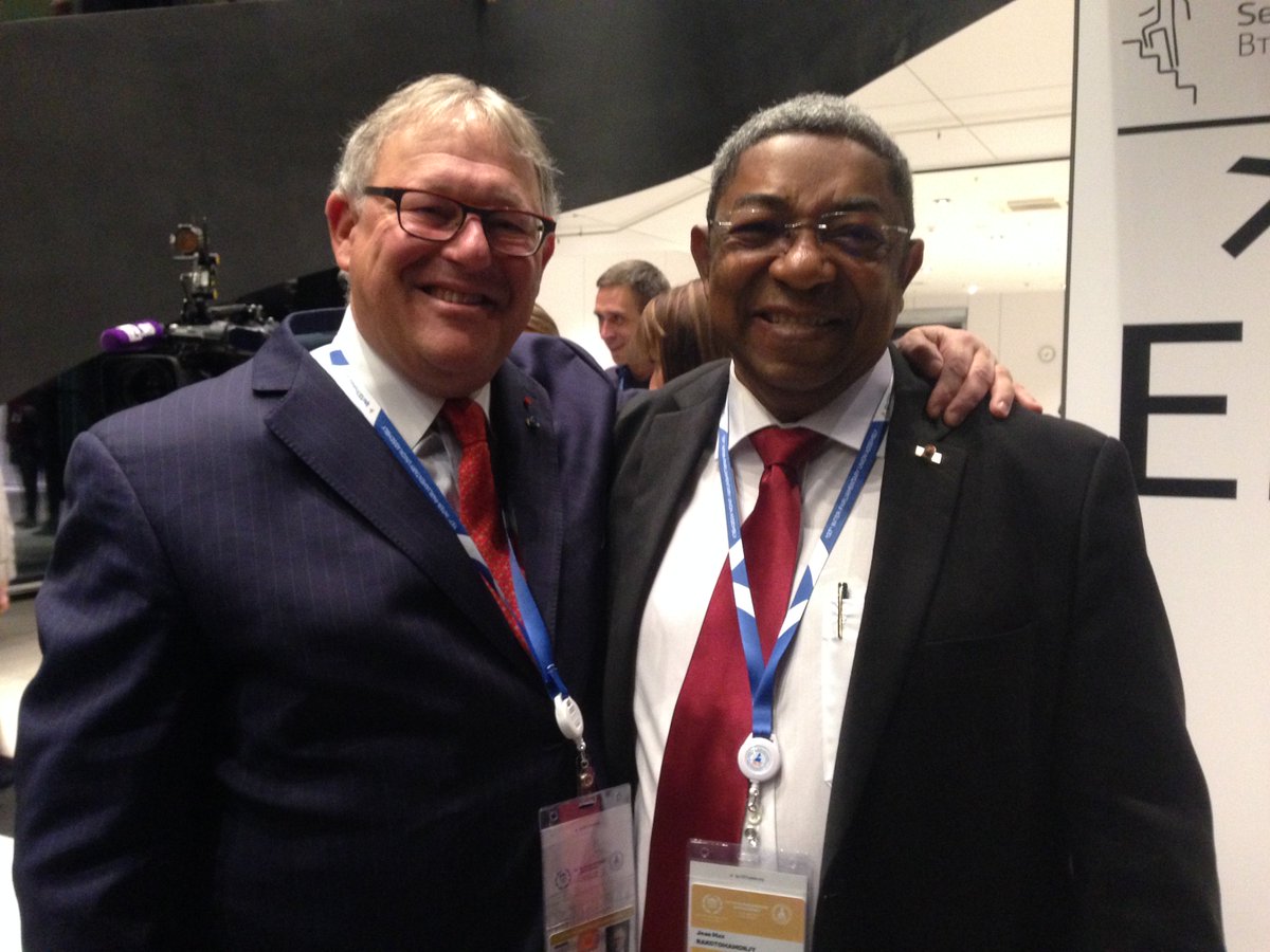 APFfrancophonie's tweet photo. L'APF représentée par @PresidenceAPF, M. Jacques Chagnon, à la 137e #Assemblée #interparlementaire @IPUparliament #SaintPétersbourg #IPU137 https://t.co/f3C8e761As