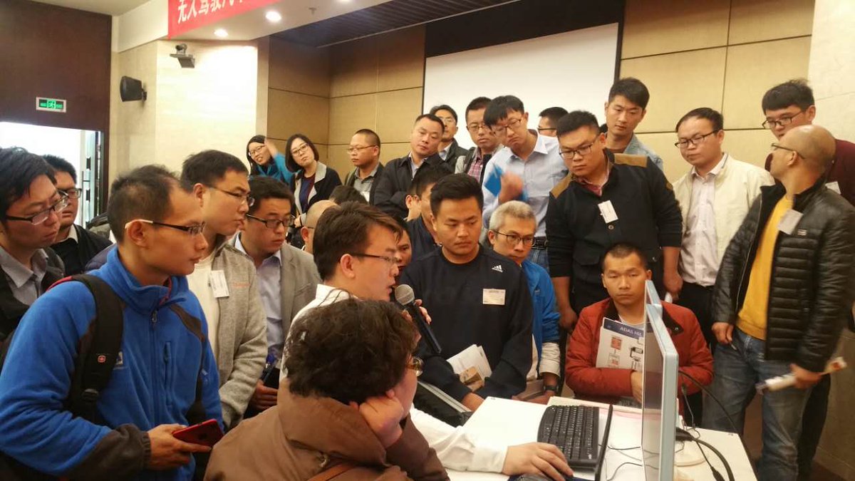 KonradTech's tweet photo. Live from Tianjin, China: Presenting the @KonradGmbH #Automotive Radar Test System #ARTS to the experts at #AERI #CATARC @NIglobal https://t.co/uS99zvmC4v
