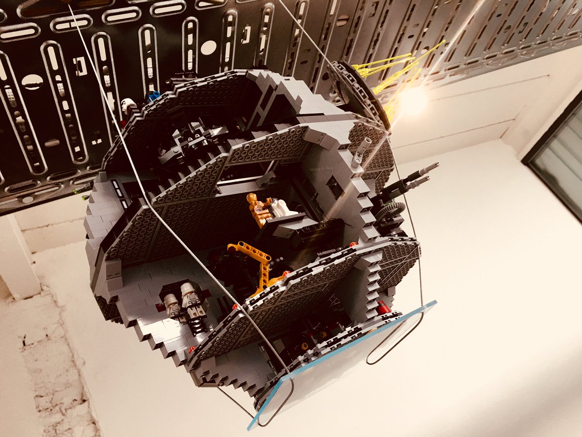 XRayDevil's tweet photo. The force awakens im @gridscaleio MCC. Möge die Macht mit uns allen sein. #IaaS #Cloud #Skywalker #Cloudwalker #Todestern #MCC https://t.co/t3pR6VbKja