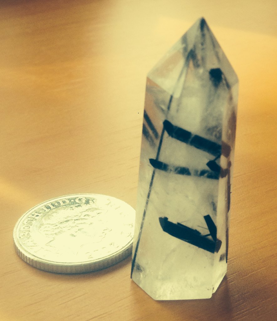 Khadimite's tweet photo. #Tourmalinated #Quartz - black strands inside the quartz r black tourmaline!Some ppl also call it #Durr_e_Najaf https://t.co/ffga0OgUnY