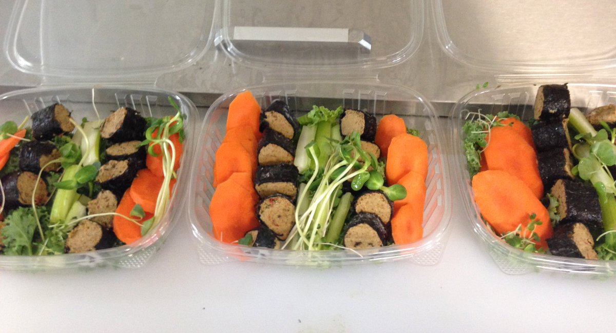 tinygreens's tweet photo. Today Nutty tamari Vegan sushi  rolls w/ Sunflower tiny greens &amp; veggies. #eathealthy @downtownPtbo @SofieAndreou #ptbo https://t.co/QBwqzyPEHJ