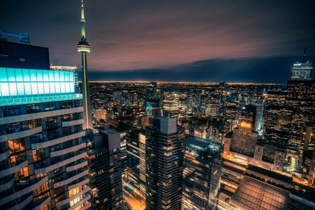 Urban_Toronto's tweet photo. A view of #Toronto captured from the east tower of Harbour Plaza Residences is our #PhotoOfTheDay. https://t.co/0SH3G9C6pT #photography https://t.co/6Edl1n9DJU
