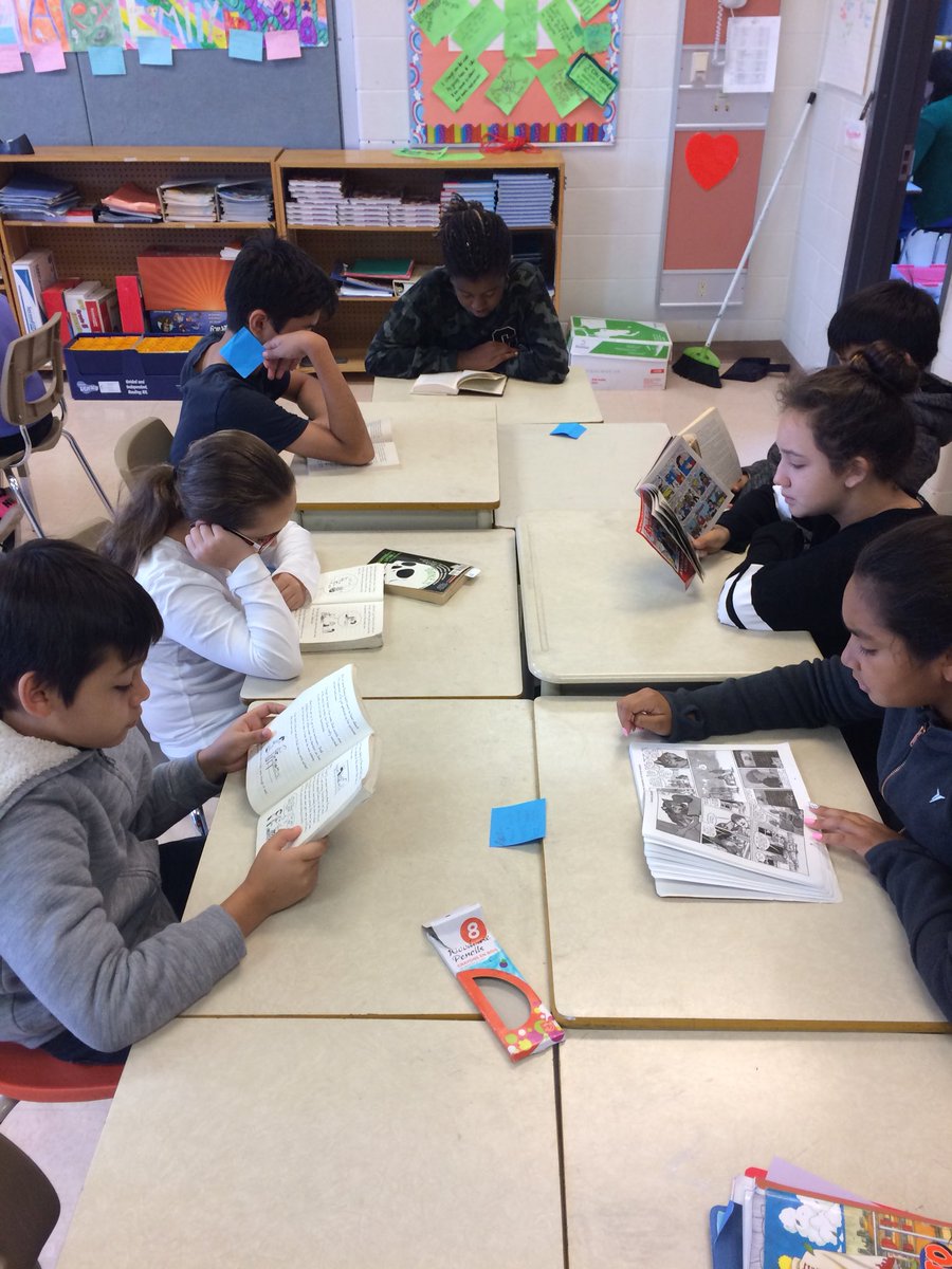 TDSB_SteveB's tweet photo. Our Gr. 5/6 students begin their Monday by reading independently w/ purpose...the silent meditation of text that calms &amp; inspires! https://t.co/X23h0Jyh1t