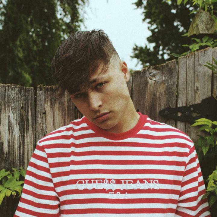 509driver's tweet image. 🙌 YASSS It's time for a great show David Bush ♛:Lets get lit🔥 #Featu
liveme.com/media/liveshor…