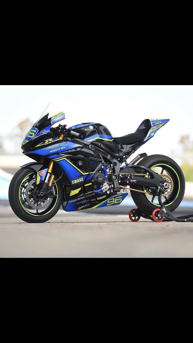 Not bad for a graphic job on a plain black Suzuki gsxr1000.. love this one.