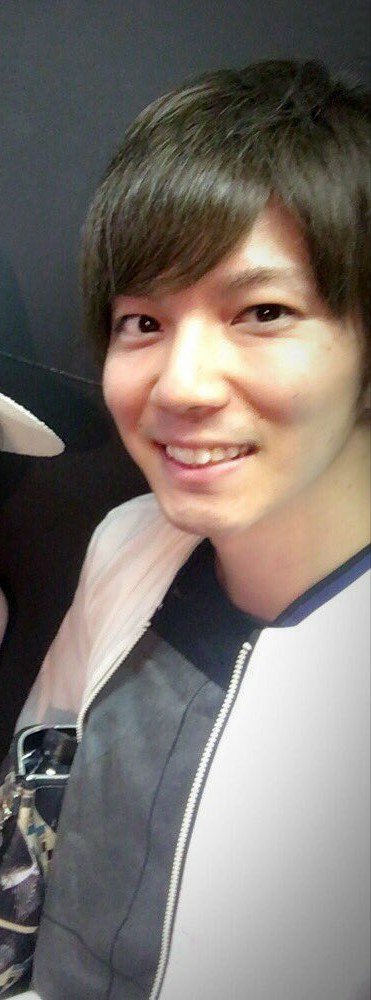 takopedia's tweet photo. Senyum paipsoden anri #asatoyuya #stageplayactor https://t.co/AruHEvKgta