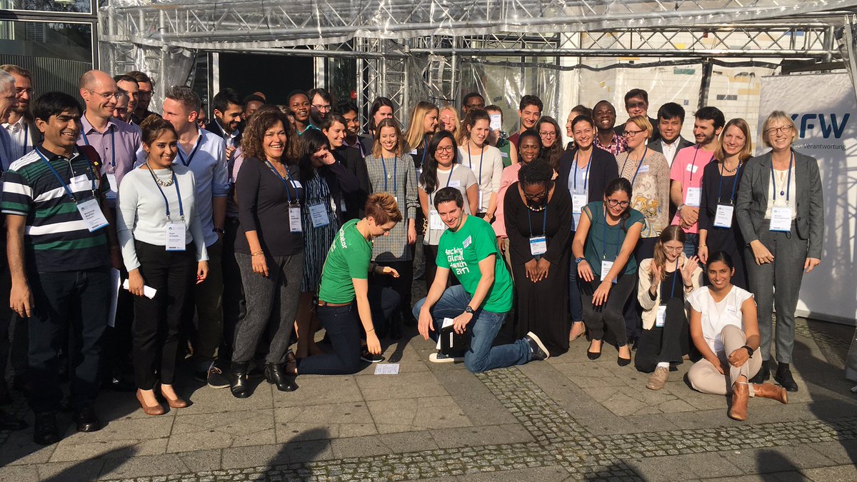 KfW's tweet photo. Letzte Pause vor dem Finale beim ersten Hackathon der KfW in Berlin #KfWHack. https://t.co/Tw6797FWEs