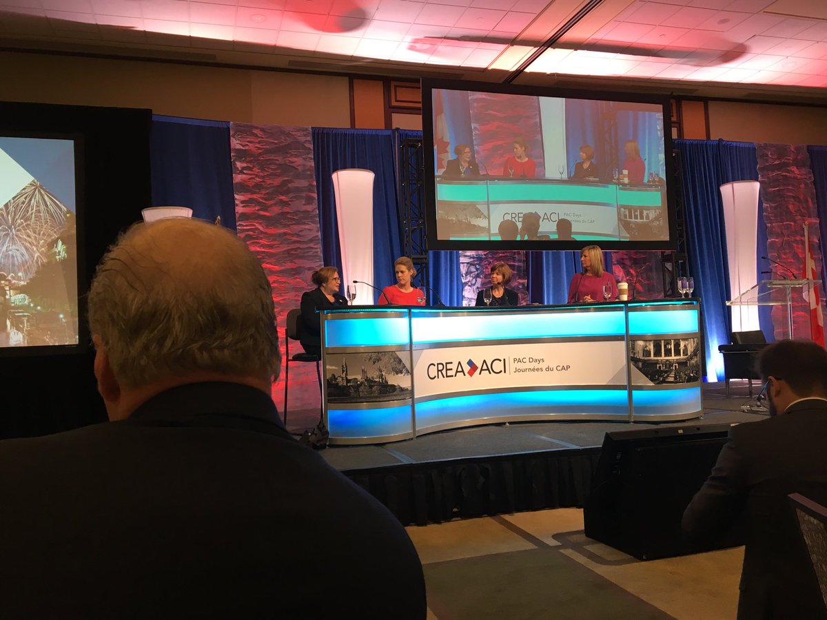 joelschacter's tweet photo. #CREAPAC17 Brian Rock in the Center of it all. https://t.co/4JMFv2nEwa