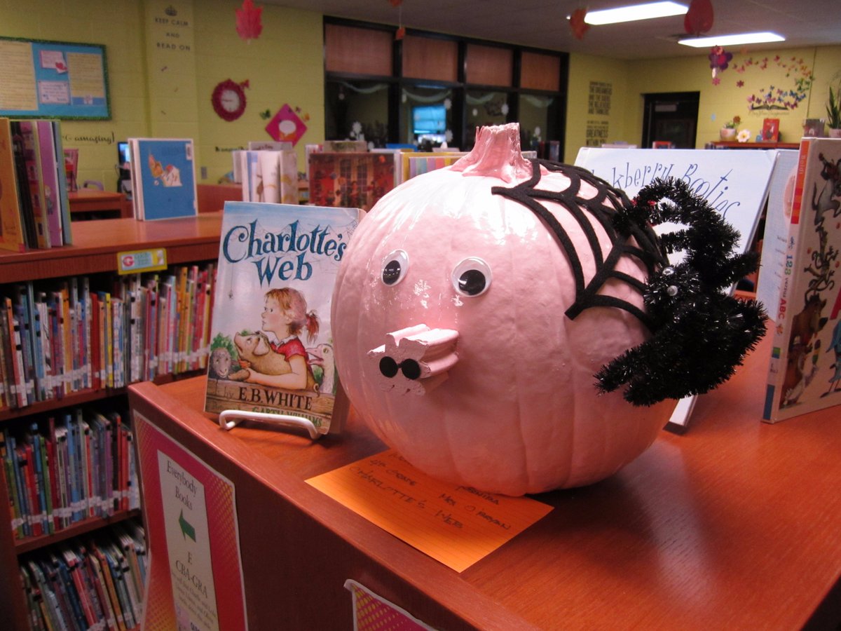 WoodElemLibrary's tweet photo. Our first pumpkin character has arrived! Contest runs from Oct 18-23. Get your pumpkin book character in soon. #Woodwows https://t.co/30nxSgNjTI