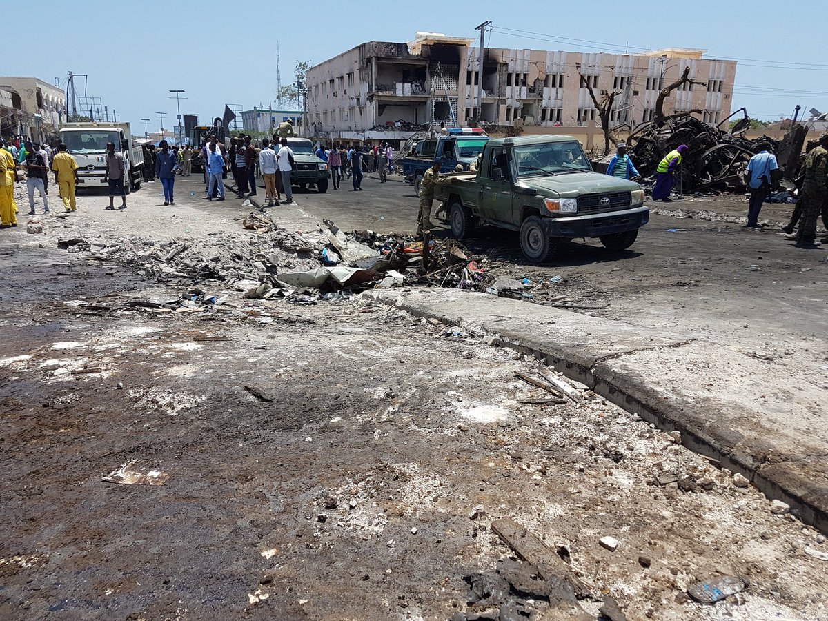 mahad_raay's tweet photo. No words can describe how I am sorry for our losses family and friends.#Condolences for #Family #Friends #SomaliaAttack. From #Raay..... https://t.co/HEMiC9XZ8a