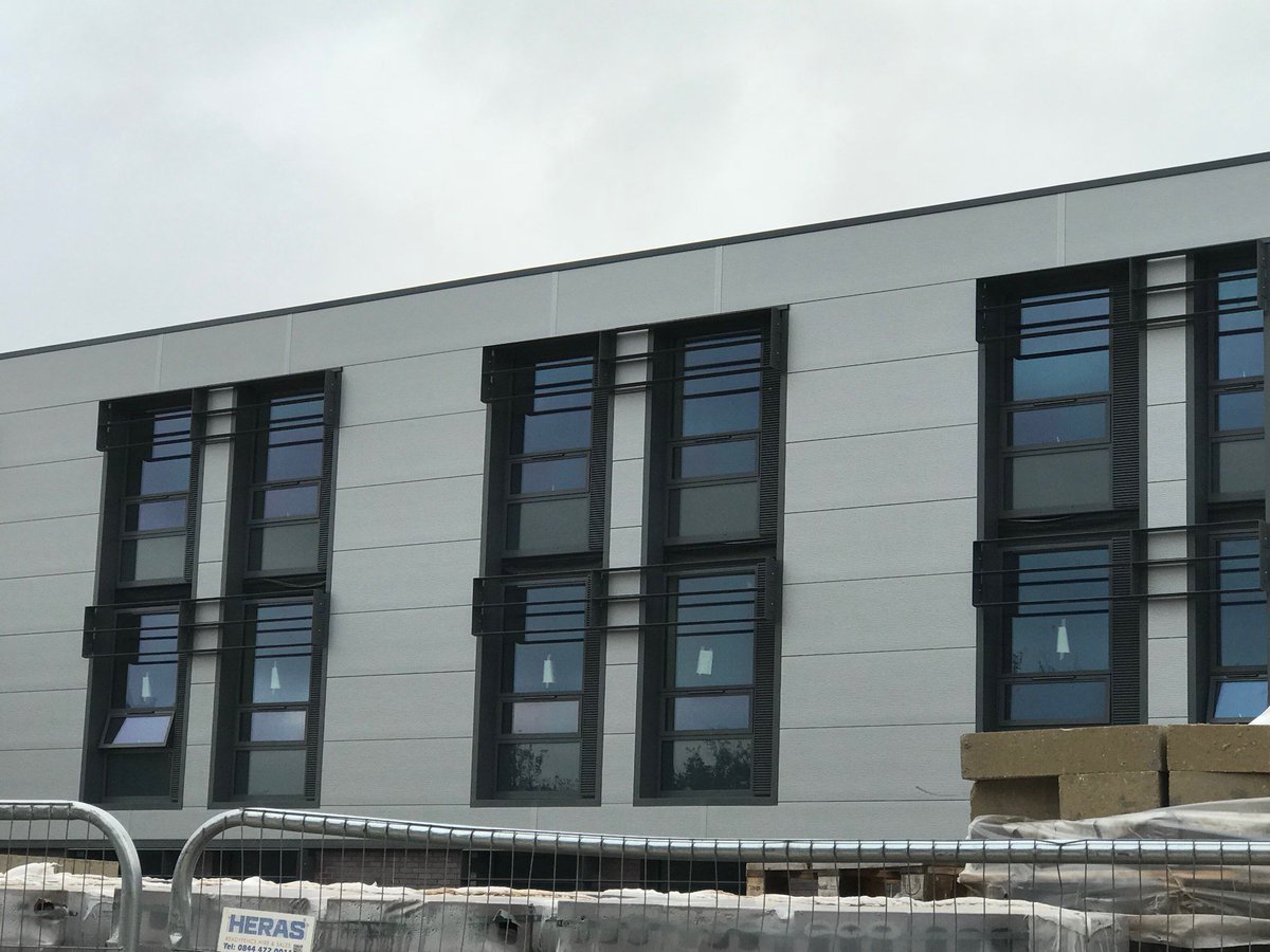 advancedVS's tweet photo. Our AVS34 SM Louvres installed at the Enterprise Centre at Chichester Gate. #louvres #aluminium #Chichester #Construction #windows https://t.co/jSf42nOAEX