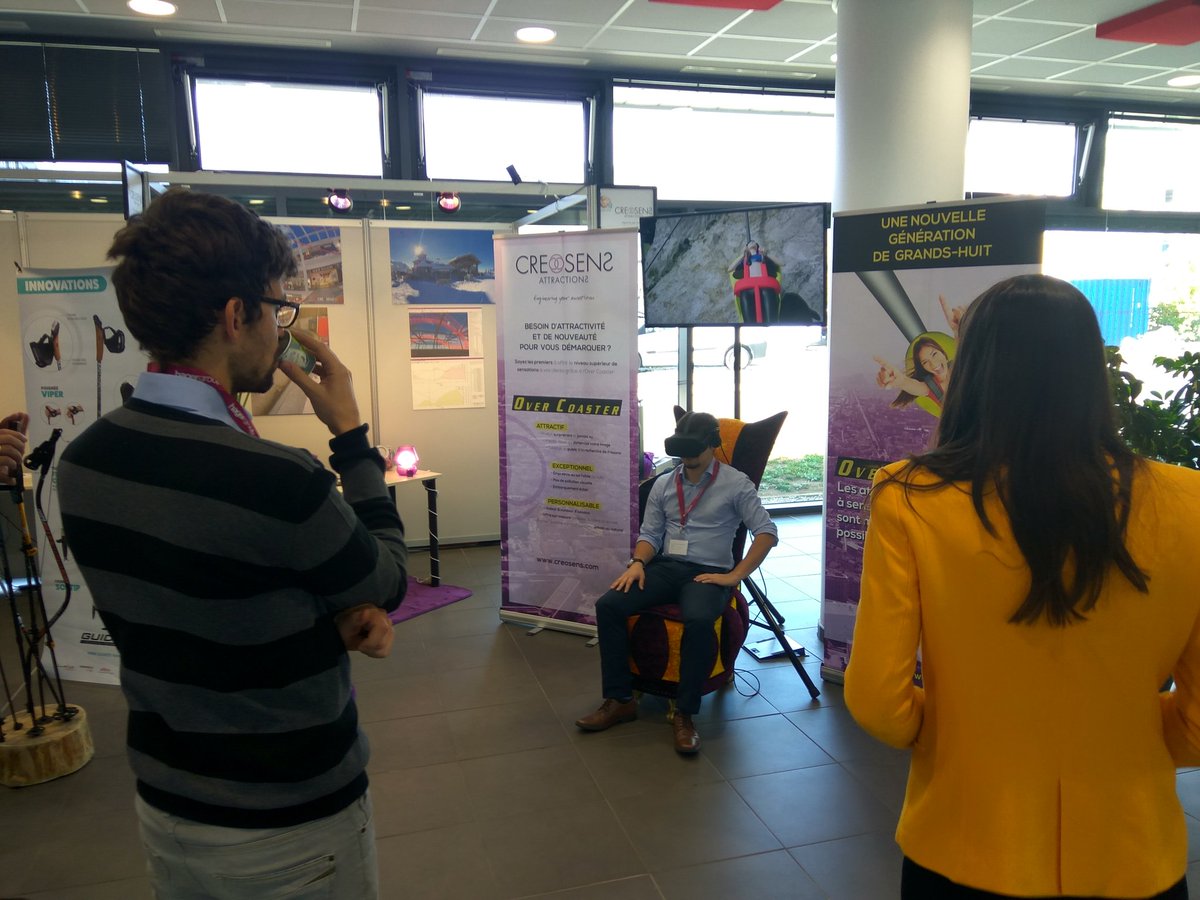 CreoSens's tweet photo. Les grands huit de CREOSENS testés dans leur version virtuelle lors du congrès des Arts &amp; Métiers @AM_Alumni https://t.co/D130995W5P