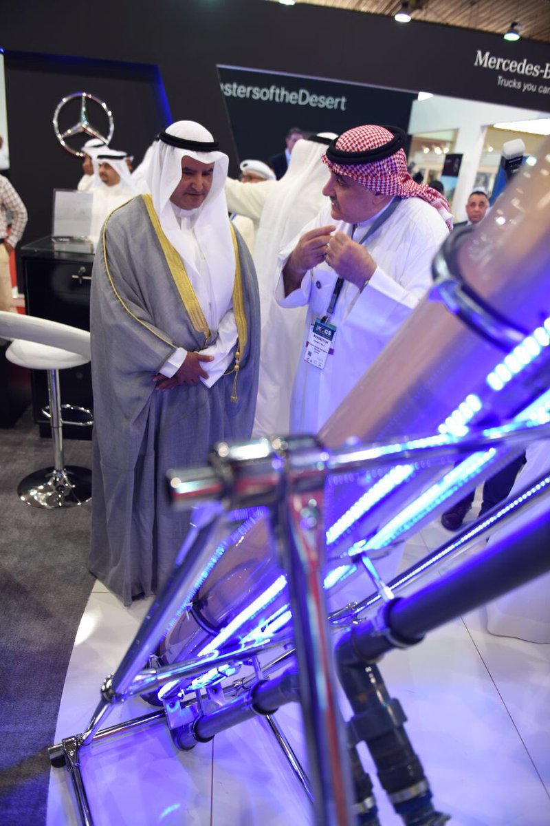 kpcofficialkw's tweet image. افتتح اليوم معالي وزير النفط عصام المرزوق معرض النفط والغاز المقام في أرض المعارض. ويشارك في المعرض اكثر من ١٣٠ شركة من ٣٢ دولة  #kogs2017