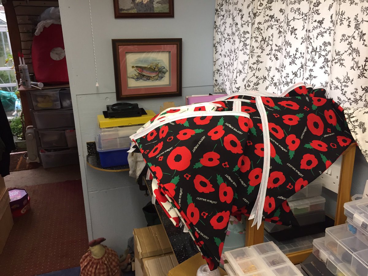 beat2battle's tweet photo. Working away in the work shop #scout #necker #poppyappeal https://t.co/lNglPsAJQJ