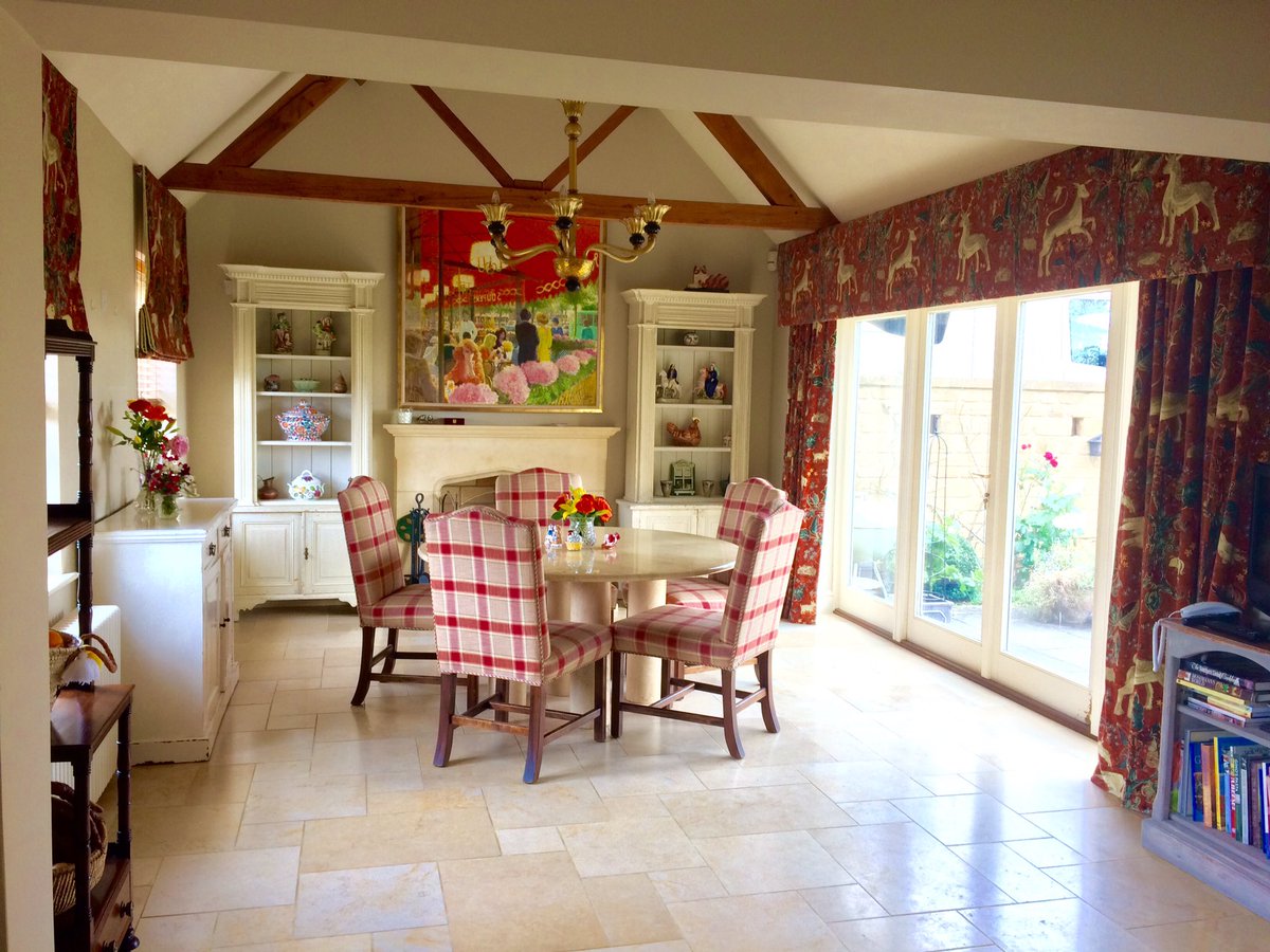 FletchMarika's tweet photo. Another great project finished beautiful Cotswold Home in stunning Zoffany Fabric 😍 https://t.co/TqDF0McJC9