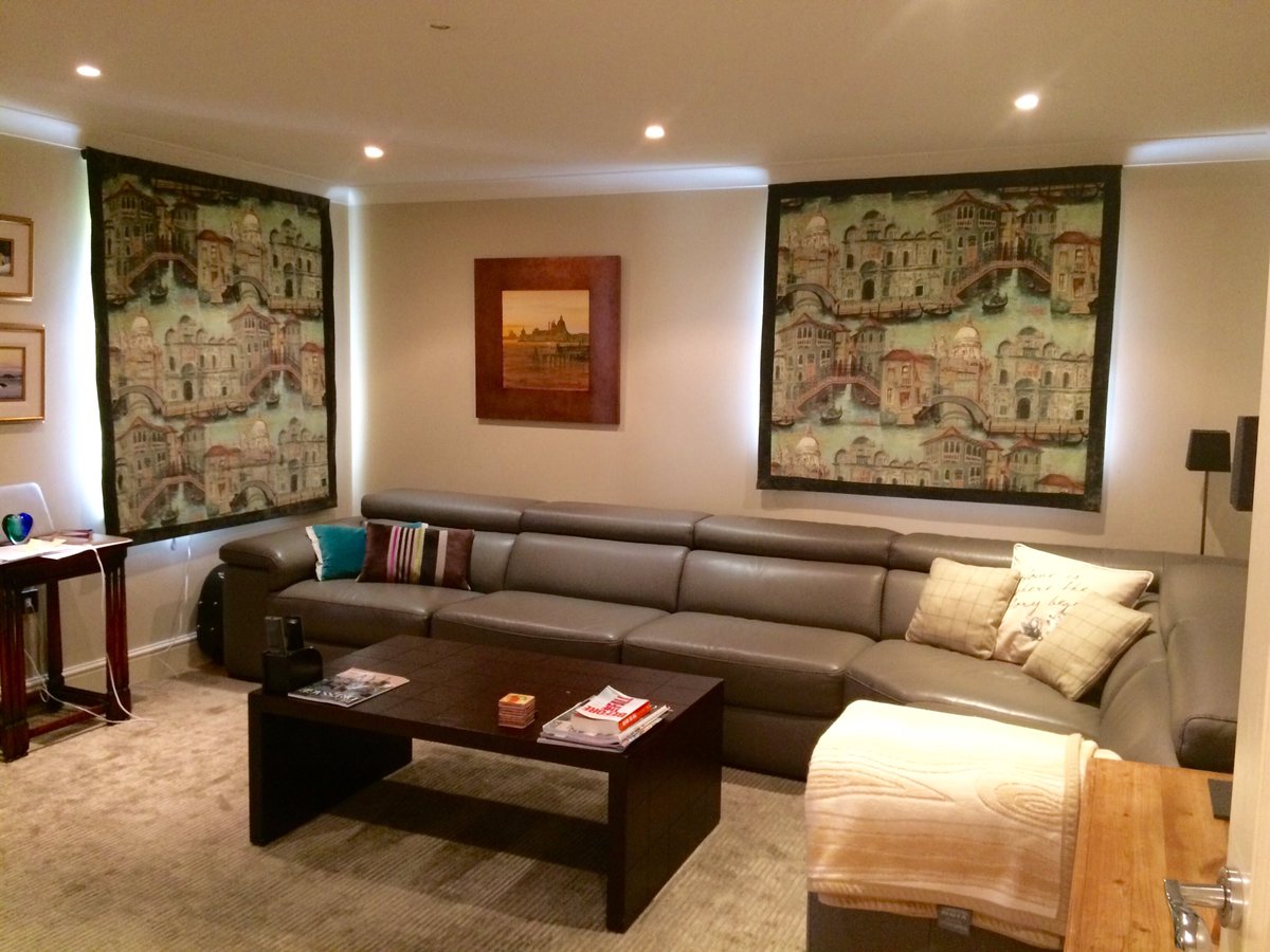 FletchMarika's tweet photo. Another great project finished beautiful Cotswold Home in stunning Zoffany Fabric 😍 https://t.co/TqDF0McJC9