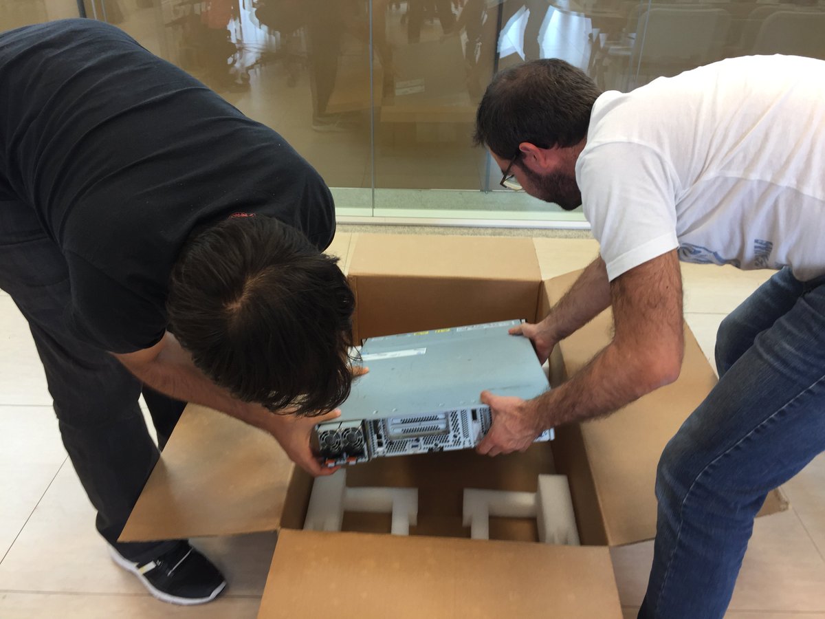 codee_com's tweet image. Installed! Working on the #ParallwareTrainer interoperability with .@OpenPOWERorg System. Getting good results! We&apos;ll post them soon .@IBM