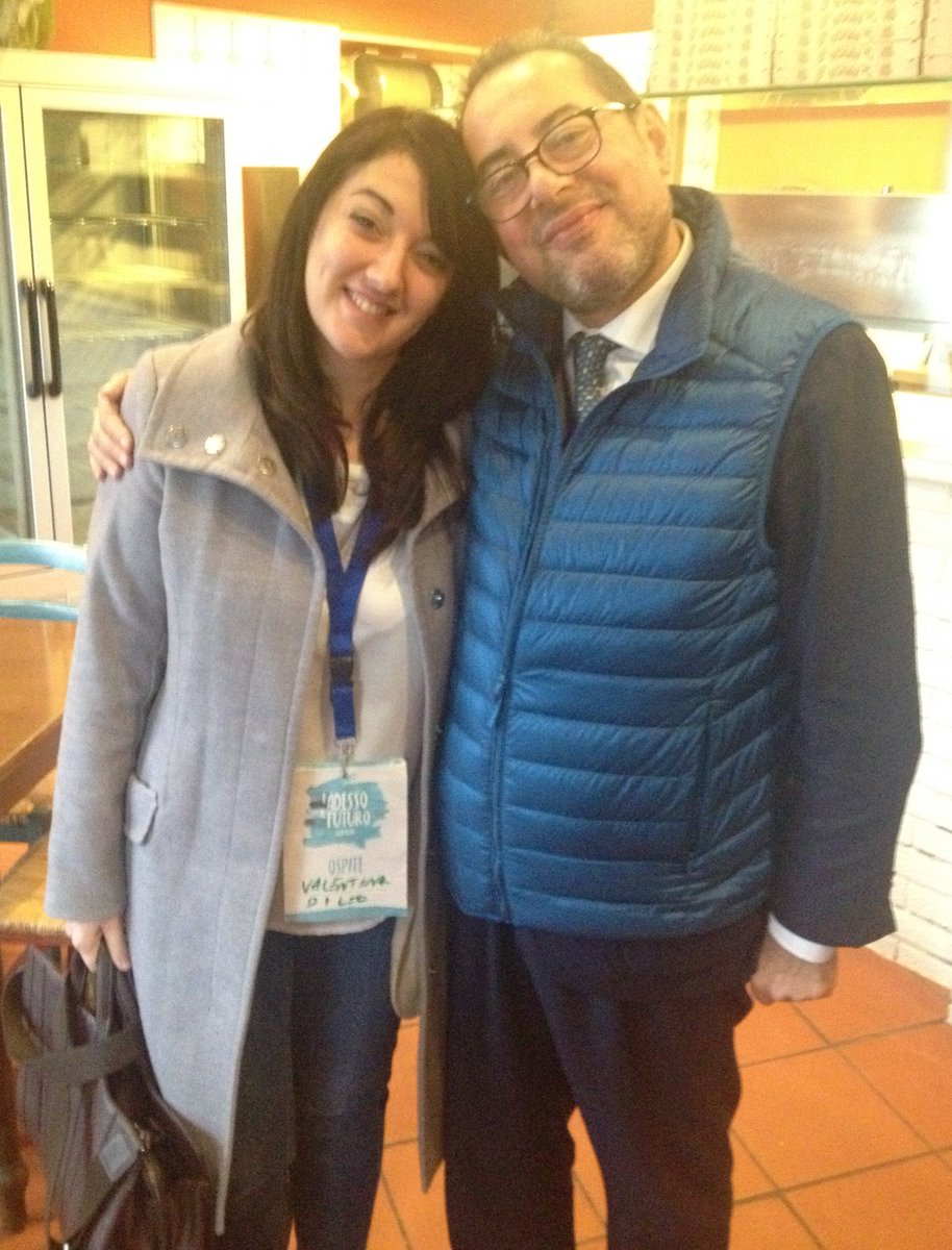 dileovale's tweet photo. Dopo 3 anni e mezzo ho scelto di non collaborare più con Gianni Pittella. Leggi su Tumblr ► https://t.co/ODW0CUyOMh #comunicazionepolitica https://t.co/JwwVYZVZ7w