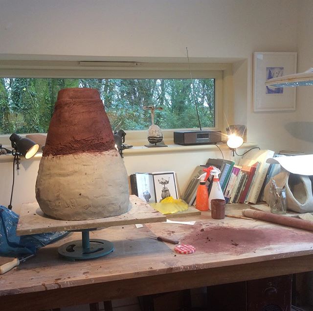 carolinewinn1's tweet photo. Starting big on a Monday morning #largepots #commissionedart #rubyanniversary https://t.co/bs9TR1ijvP