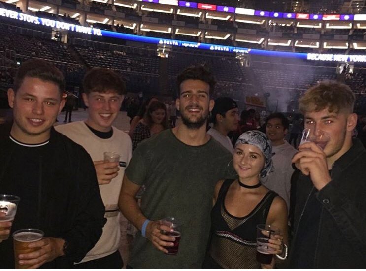 bailey_samain's tweet photo. Had such a good weekend in London, j cole was mad @hazza9 @_Danielbarker98 @ShaneeUK @daniitoni https://t.co/rG2rF88EaL