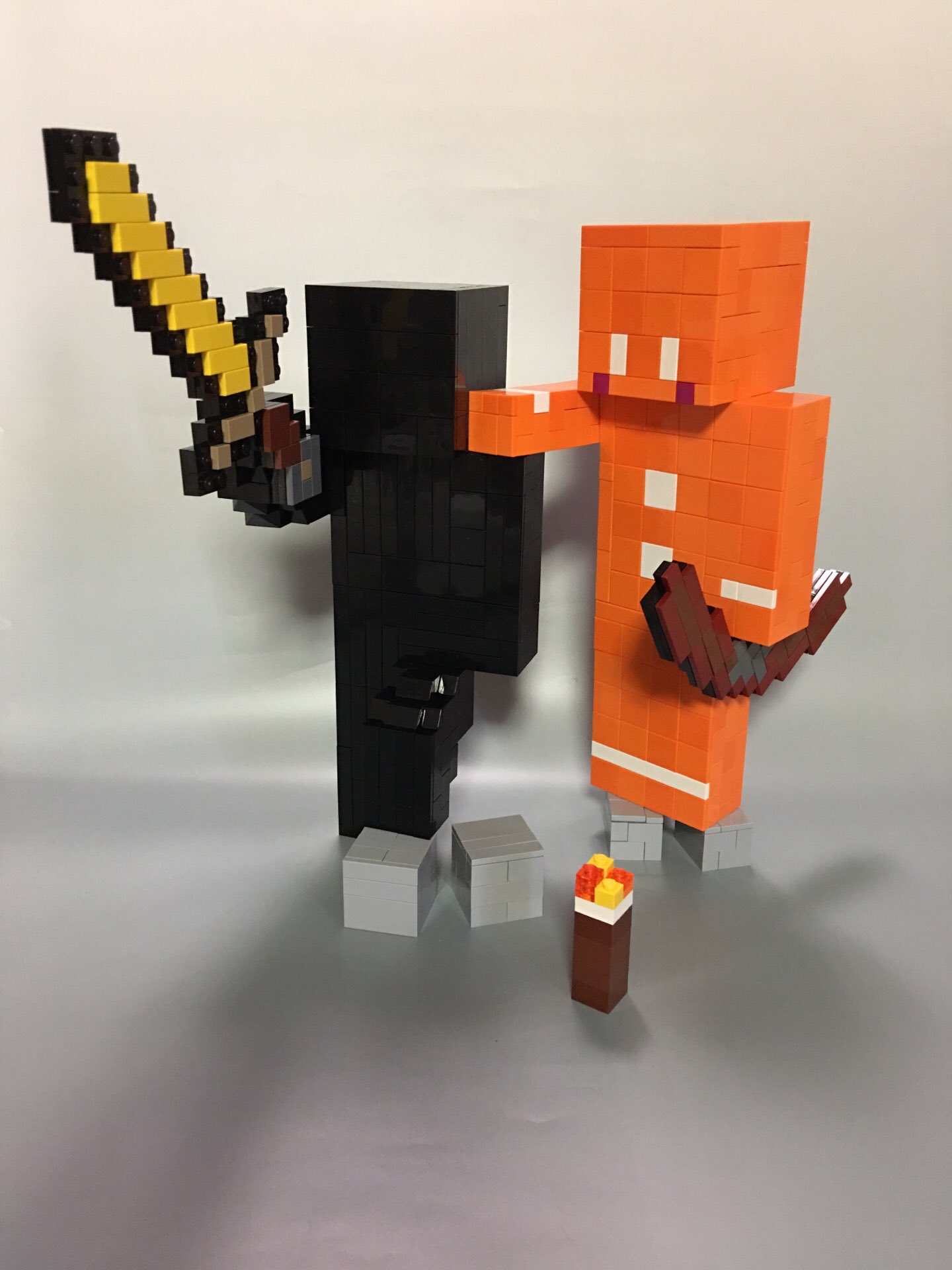 Ryouta レゴ マインクラフトスキン チビビルダー作 弓を持ったチビビルダーのスキン オレンジ 剣を持ったお友達のスキン 黒 をレゴで作りました マインクラフト Minecraft では 特大スキンの前で記念撮影 Lego レゴ マインクラフト Ryouta レゴ マインクラフトスキン チビビルダー作 弓を持ったチビビルダーのスキン オレンジ 剣を持ったお友達のスキン 黒 をレゴで作りました マインクラフト Minecraft では 特大スキンの前で記念撮影 Lego レゴ マインクラフト
