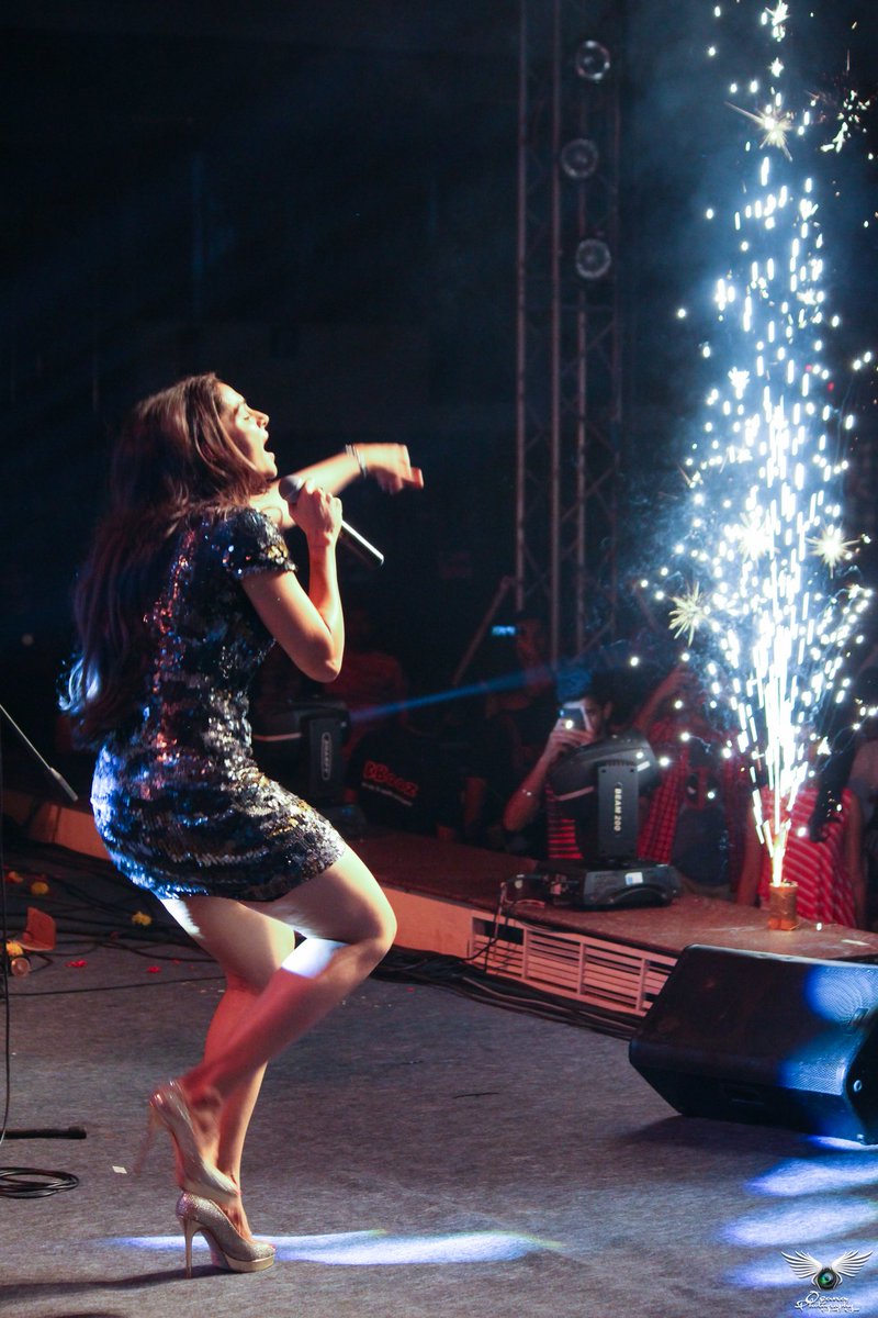 OsanathKumar's tweet photo. @andrea_jeremiah Sparkling performances 
At Andrea and agam event https://t.co/zaFiKEJjRM