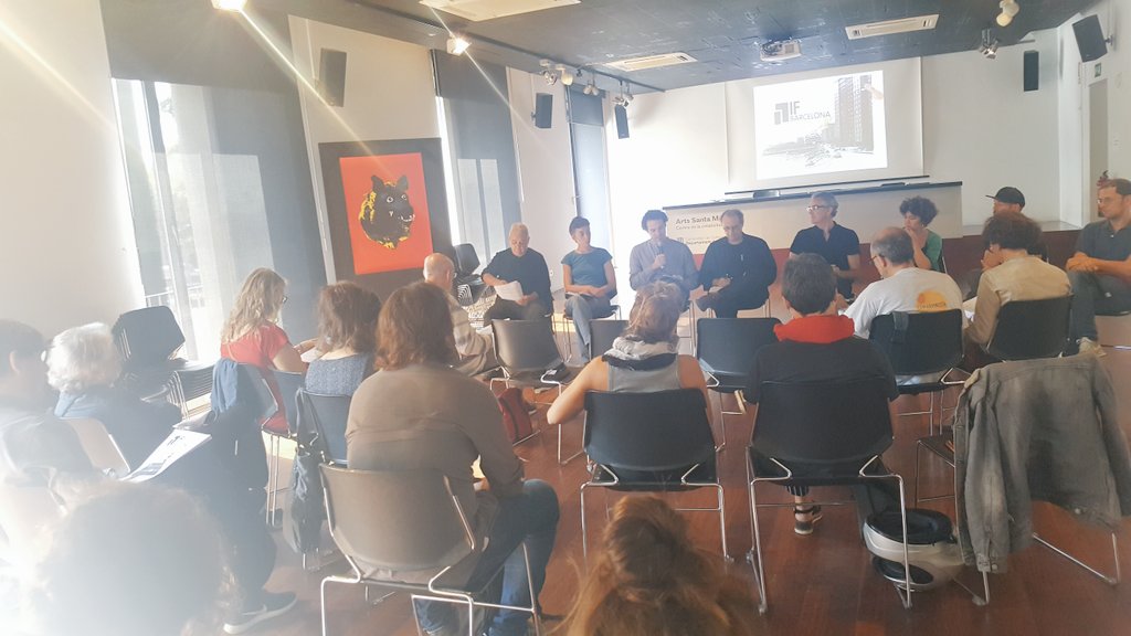 cosmica_bcn's tweet photo. Dilluns de 🌞! Dilluns de @festival_if! Avui presentem la 3a edició centrada en el #teatredobjectes! @artssantamonica del 9 a 19 de novembre! https://t.co/mBOf0r3iHS