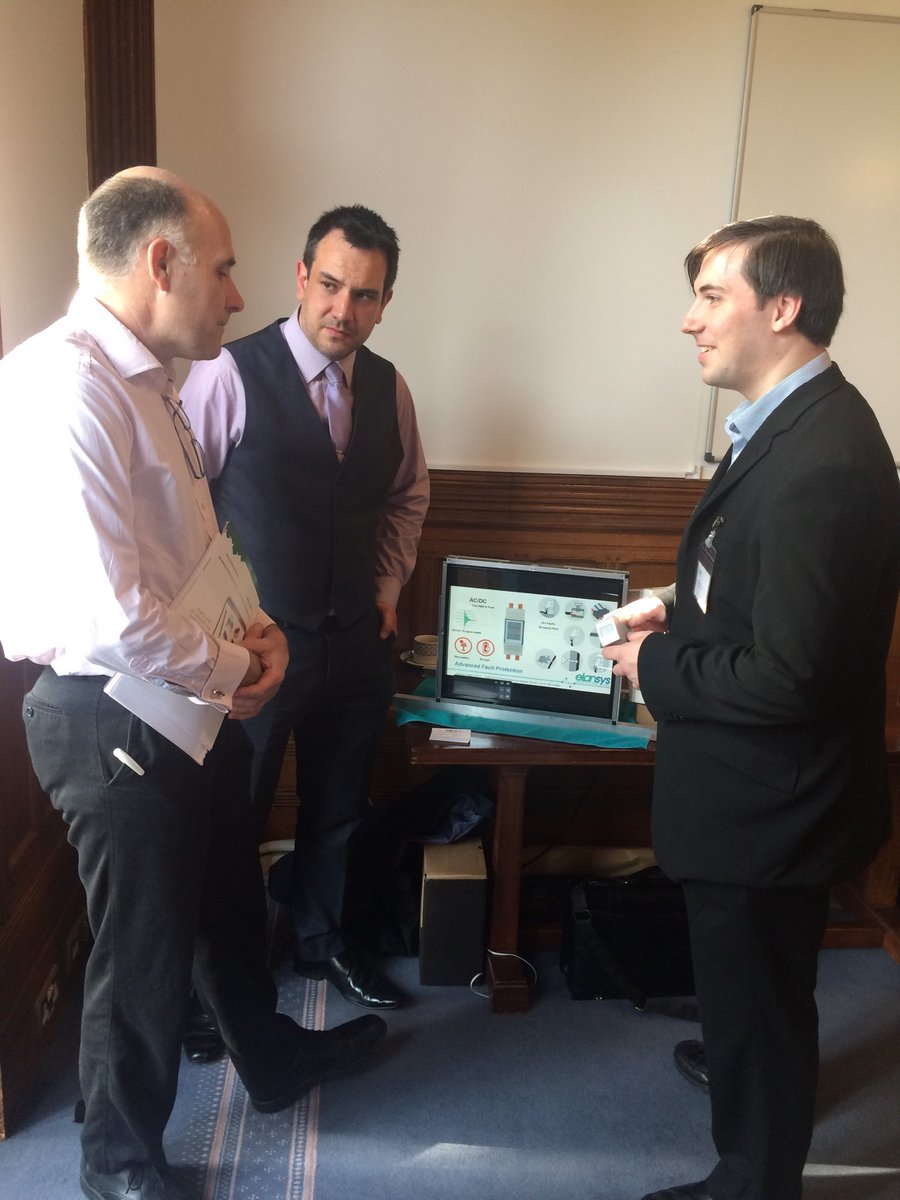 hertslowcarbon's tweet photo. @InstForSustain hotel #lowcarbon challenge pitch event &amp; networking @elansysco explain the finer details #ERDF https://t.co/s0rqU1AAgQ