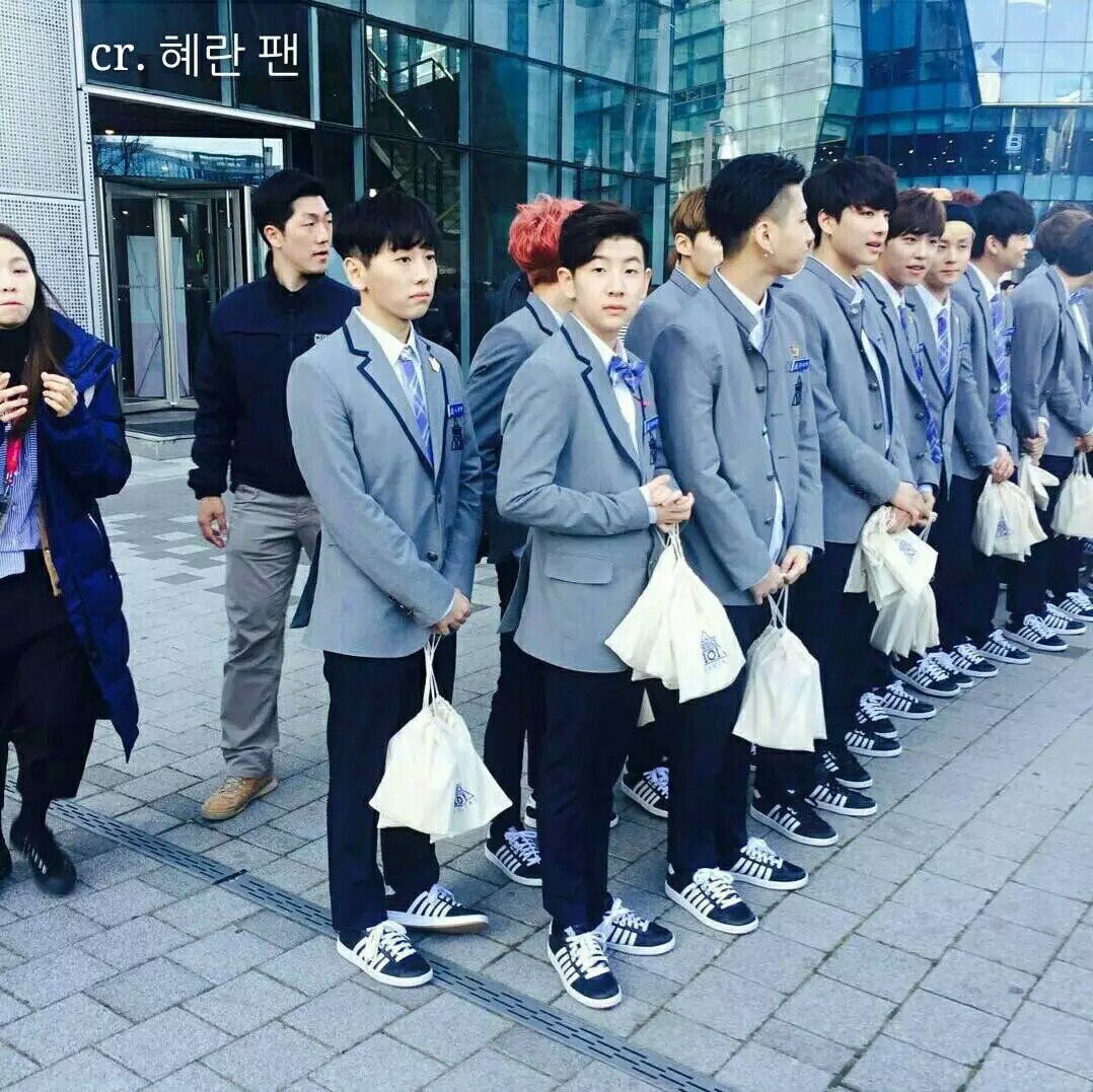 vipxxw's tweet photo. ตอนอยู่ปะดิ้วน้องสูง 166 ตอนนี้น้องสูง 174 แล้วโอยยยยจัยพิ หนูเพิ่ง15เองนะลูก ;_____; https://t.co/MdG2VZncyC