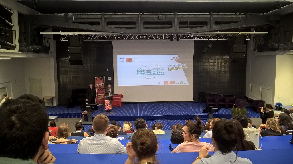 lesgermes's tweet photo. Remise des #prix #pepite ainsi que la remise des diplômes #etudiant #entrepreneur. #lesgermes l'année prochaine 😉 https://t.co/0RualxsmJU