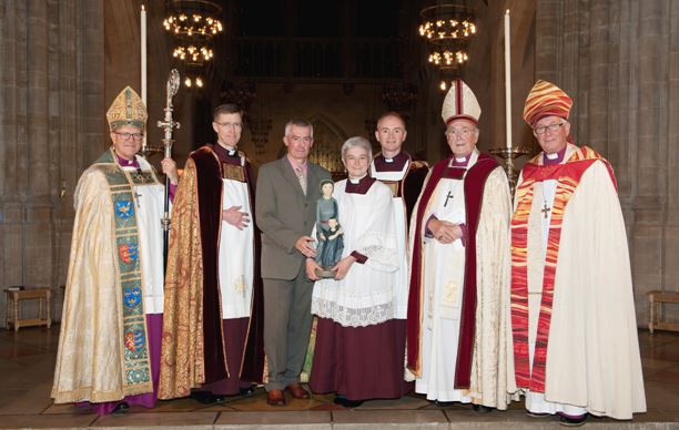 stedscath's tweet photo. A few photos from the Evensong farewell service held yesterday for Dean Frances Ward. Credit @KeithMindham https://t.co/tBOx6pigsX