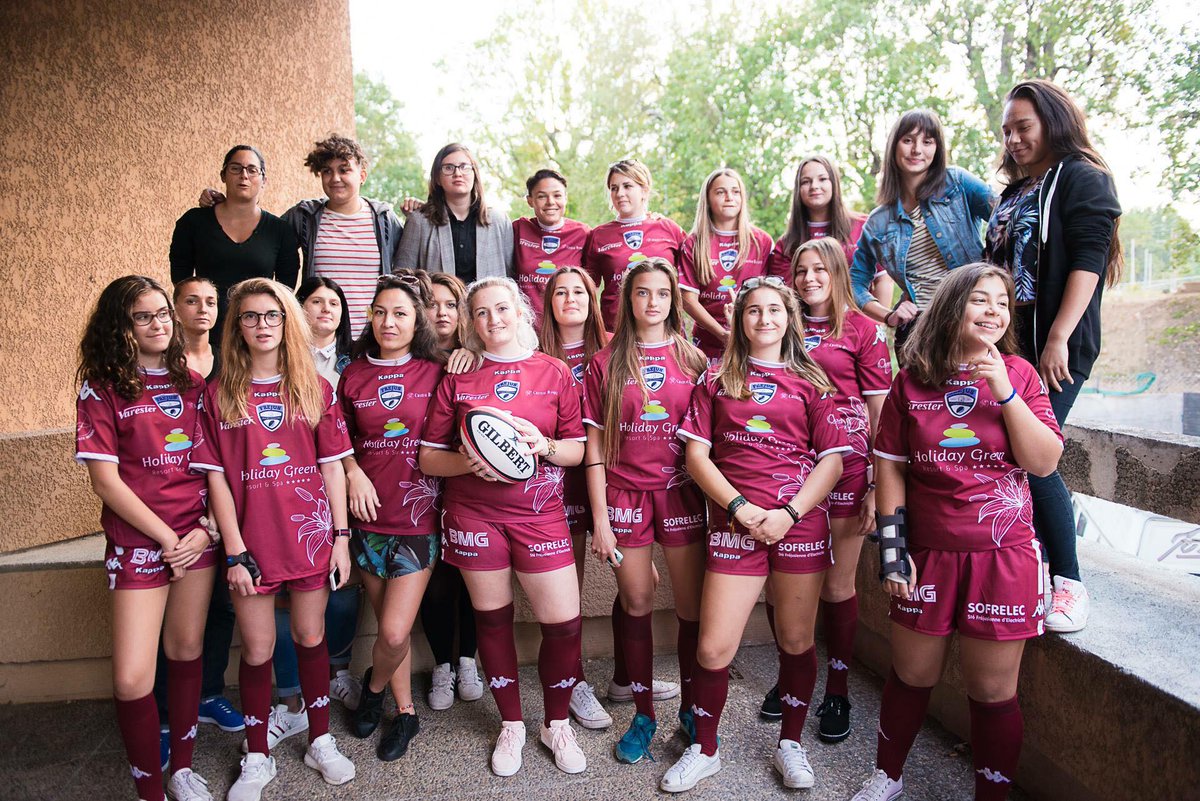 VilleDeFrejus's tweet photo. 🏉 Amslf Fréjus Rugby Féminin : le rugby féminin engage deux équipes en championnat 👉🏻 https://t.co/yBdW6PVvqh ! #AMSLF #Rugby #Fréjus #Sport https://t.co/1t138Luwms