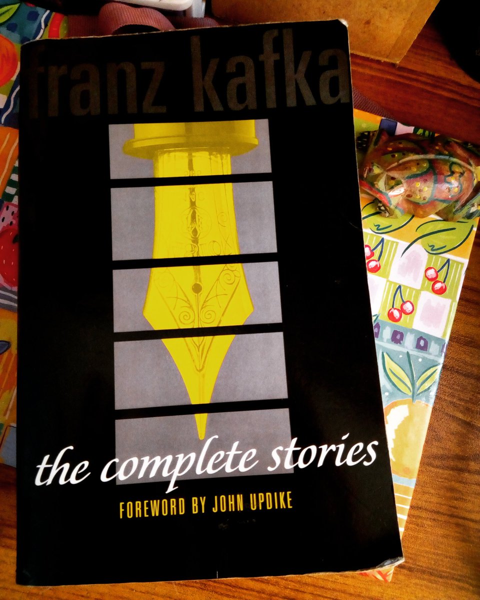UnitedsFreak's tweet photo. Nabbed this beauty from the book fair! π€ #AbsurdistFetish #ExistentialPleasure https://t.co/Sc9Z6GE173