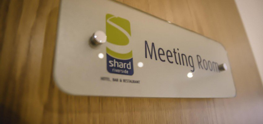Shard Riverside Inn tweet media