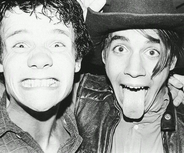 nevermind_mag's tweet photo. Tanti Auguri #Flea!

Michael Peter Balzary, meglio noto come Flea (Melbourne, 16 ottobre 1962), bassista dei #RedHotChiliPeppers https://t.co/hZpLajaQac