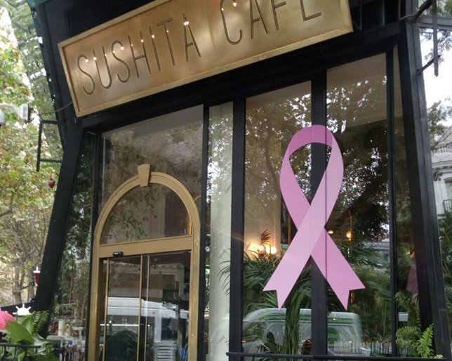 Desde el lunes 16 <a href="/sushitacafe/">SushitaCafé</a>​ lanza un menu #solidario para ayudar a la aecc Madrid​ en la investigación del cáncer de mama.