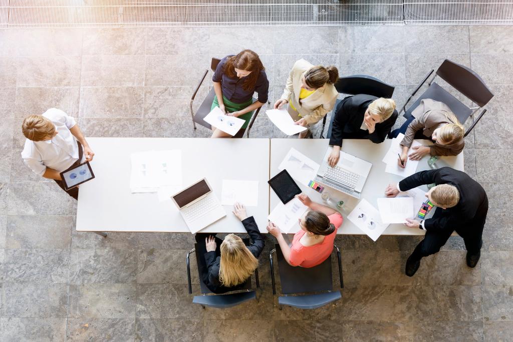 MicrosoftMNE's tweet photo. #Innovation coupled with trust: How #GDPR will help the data era drive business growth. @MichelVdBel https://t.co/dKXe1WO4nC https://t.co/tou1jmfCOz