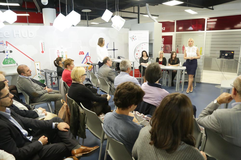 institut_edu's tweet photo. IMO, @SavremenaGim i @PRDrustvo održali su u četvrtak, 12.10, od 18h, #How2PR panel-diskusiju o upotrebi nove tehnologije u obrazovanju. https://t.co/jAnvbYl1uT