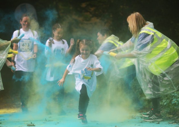 Fun runners awakened their senses with Guide Dogs charity event in #stevenage 

thecomet.net/news/stevenage…