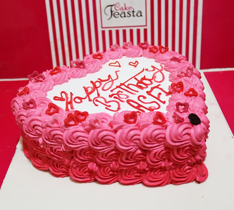 CakeFeasta's tweet photo. #RegularCakes #FondantCakes #CustomCakes #EdibleCake #3DCakes #Contest #Deals #CakesInLahore #CakeFeasta #Lahore https://t.co/Qf2Ocfr1RZ