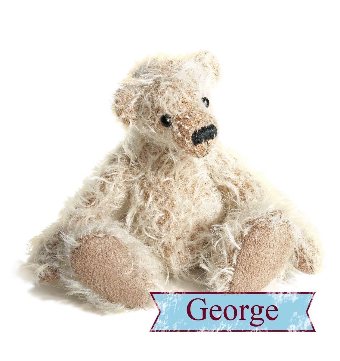 Alicesbearshop's tweet photo. At a teeny 12 cm when finished, you've got to reeeally love working small to make George! https://t.co/KqxVxUIGv8 #teenybear #makeabear https://t.co/KMec8nN5F8