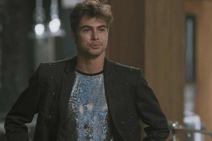 onoticiasdetv's tweet photo. Rafael Vitti será apresentador esportivo na novela “Verão 90 Graus” https://t.co/wEfihPLMc7 https://t.co/s3fmRjnX6x